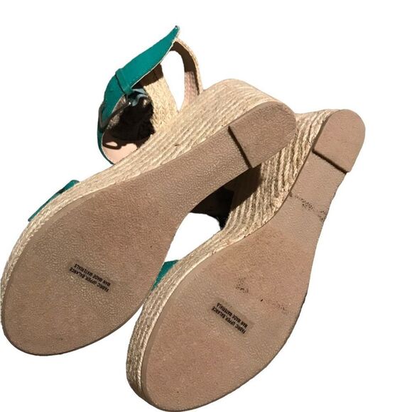 NY and Co aqua wedge sandals new never worn size 9 - Picture 4 of 4